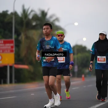 Runner Photo 4437276