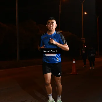 Runner Photo 4437406