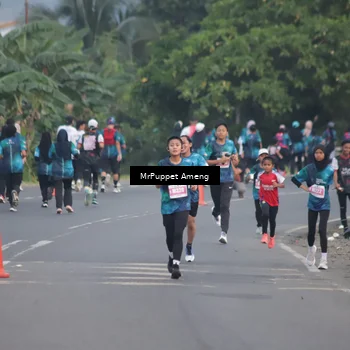 Runner Photo 4437411