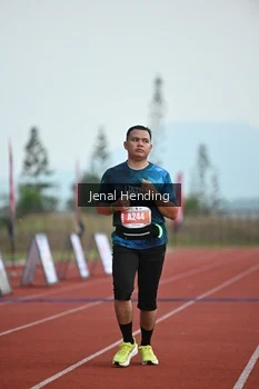 Runner Photo 4437430