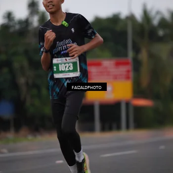 Runner Photo 4437459