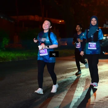 Runner Photo 4437480