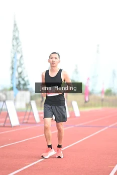 Runner Photo 4437597