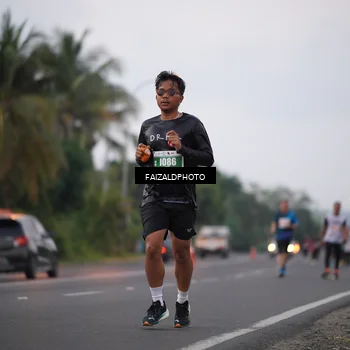 Runner Photo 4437608