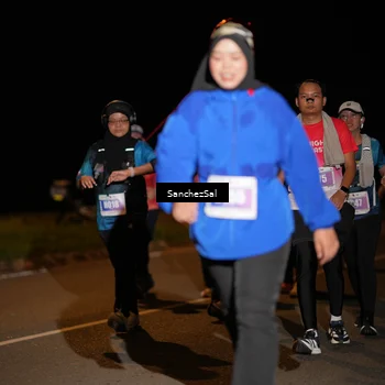 Runner Photo 4437657