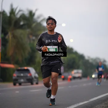 Runner Photo 4437662