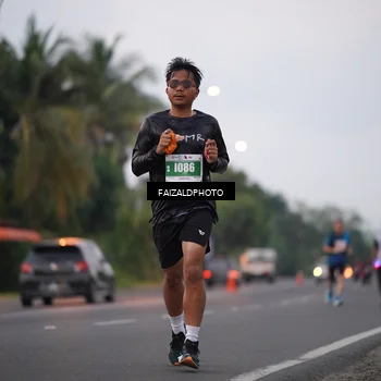 Runner Photo 4437667