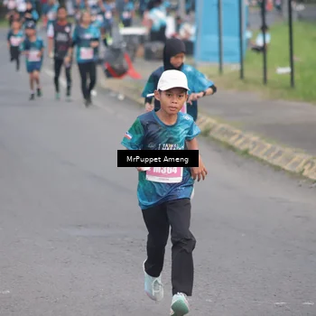 Runner Photo 4437678