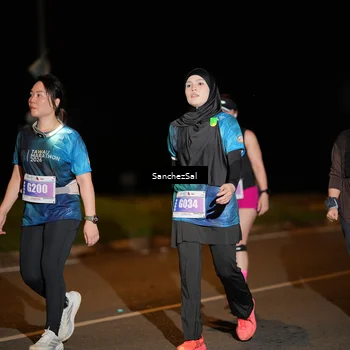 Runner Photo 4437714