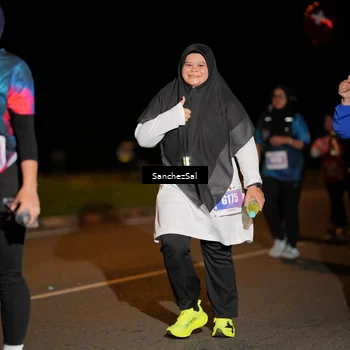 Runner Photo 4437716