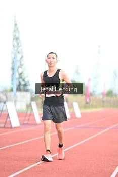 Runner Photo 4437752