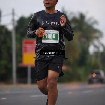 Runner Photo 4437755