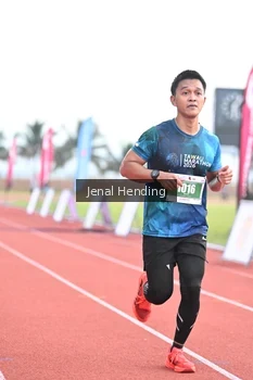 Runner Photo 4437808