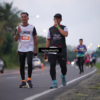 Runner Photo 4437854