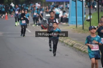 Runner Photo 4437886