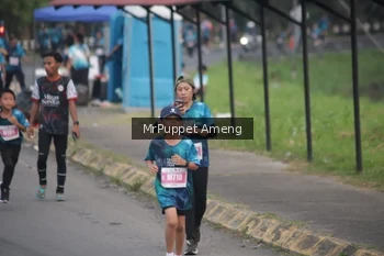 Runner Photo 4437891