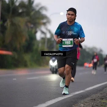 Runner Photo 4437945