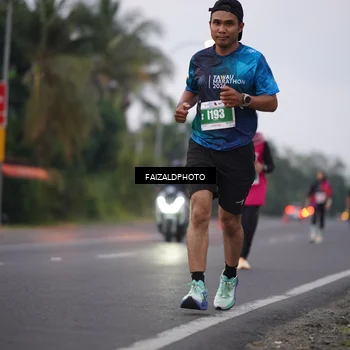 Runner Photo 4437969