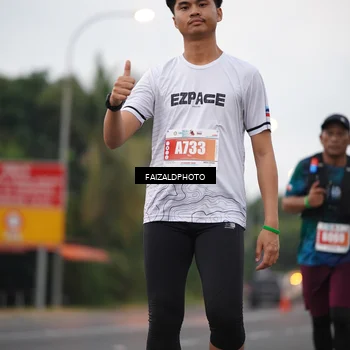 Runner Photo 4438309