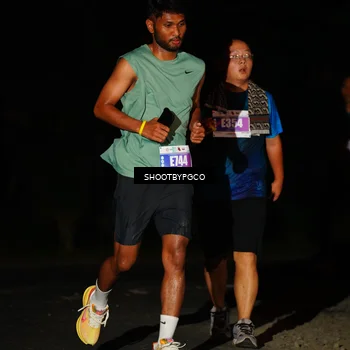 Runner Photo 4438377