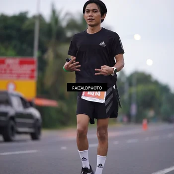 Runner Photo 4438397