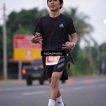 Runner Photo 4438410