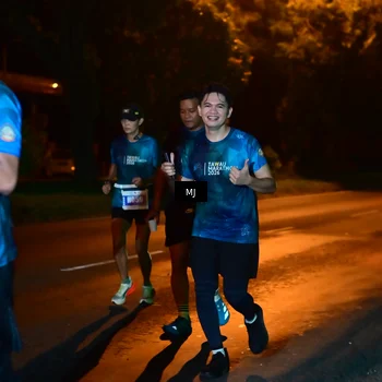 Runner Photo 4438446