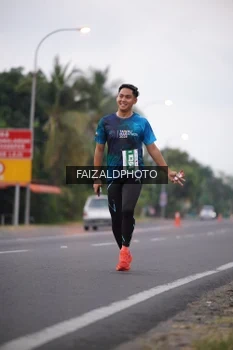 Runner Photo 4438612