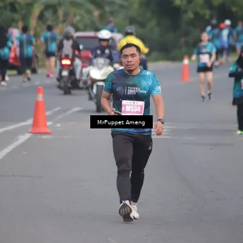 Runner Photo 4438659