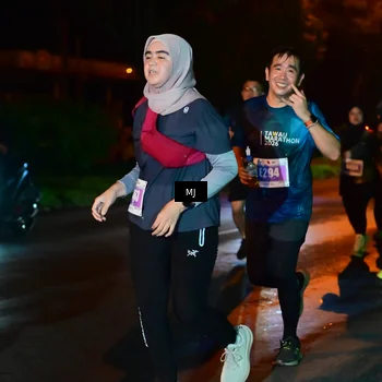 Runner Photo 4438765