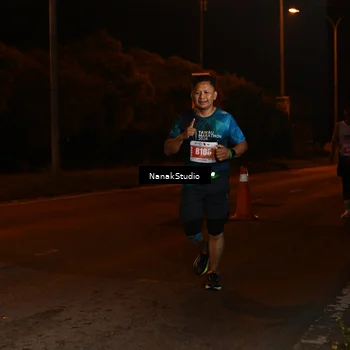 Runner Photo 4439074