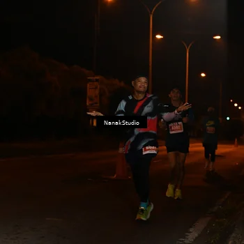 Runner Photo 4439118