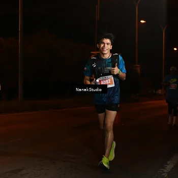 Runner Photo 4439135