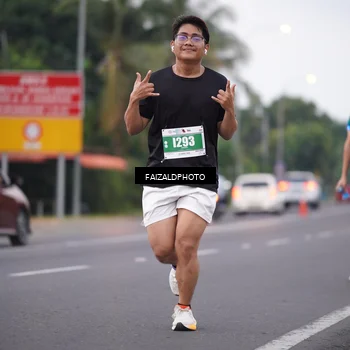 Runner Photo 4439155