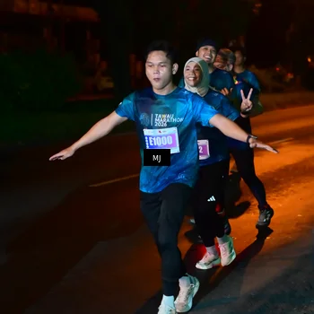 Runner Photo 4439293