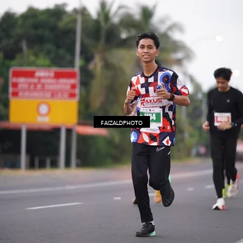 Runner Photo 4439312