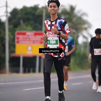 Runner Photo 4439329
