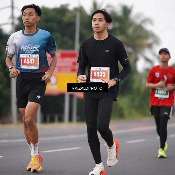 Runner Photo 4439347