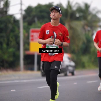 Runner Photo 4439380