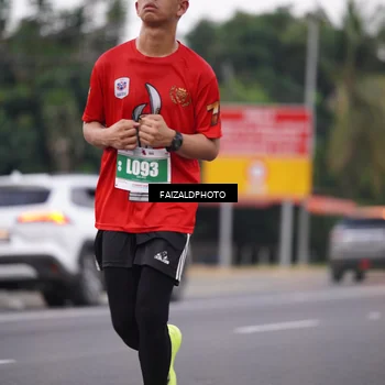Runner Photo 4439392