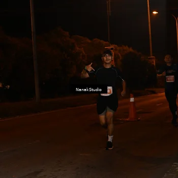 Runner Photo 4439441