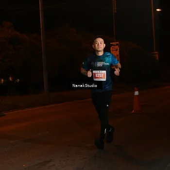 Runner Photo 4439450