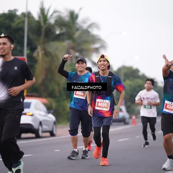 Runner Photo 4439535