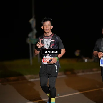 Runner Photo 4439656