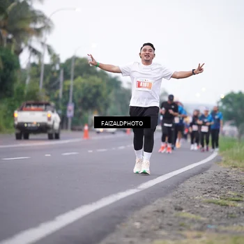 Runner Photo 4439735