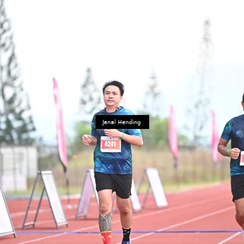 Runner Photo 4439816
