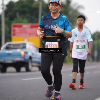 Runner Photo 4439918