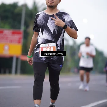 Runner Photo 4440370