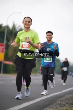 Runner Photo 4440458