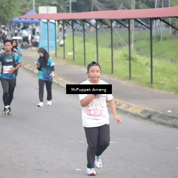 Runner Photo 4440475